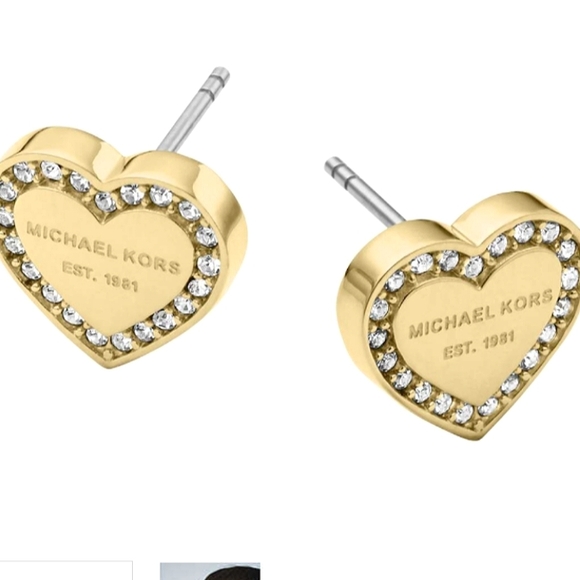 Michael Kors Crystal Heart Studs Earrings Gold Tone - Picture 3 of 11